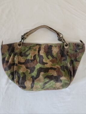 Maurizo Taiuti Leather Hobo Slouch Bag | Camo